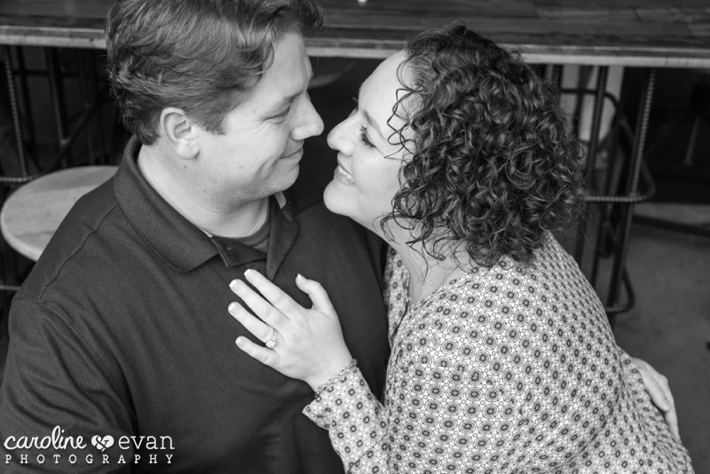 green-bench-brewery-engagement-session-tampa_0005