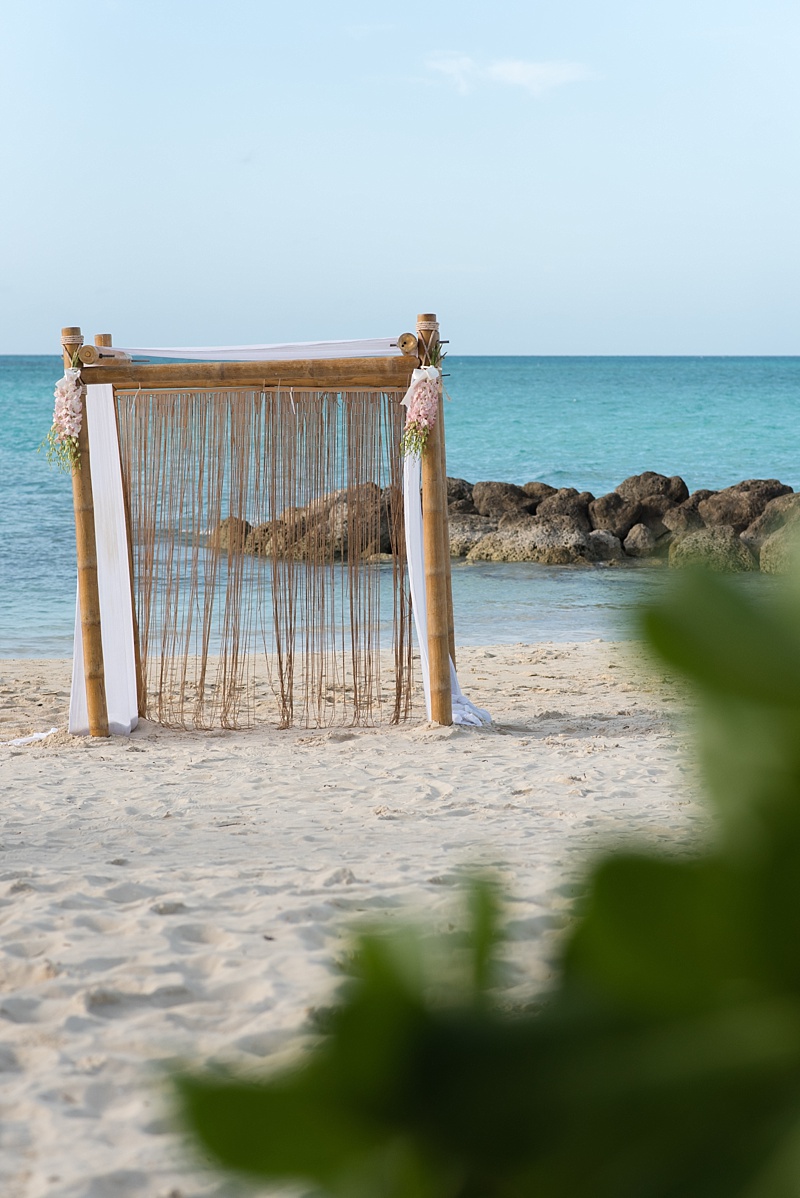 sandals-royal-bahamian-weddings-beach