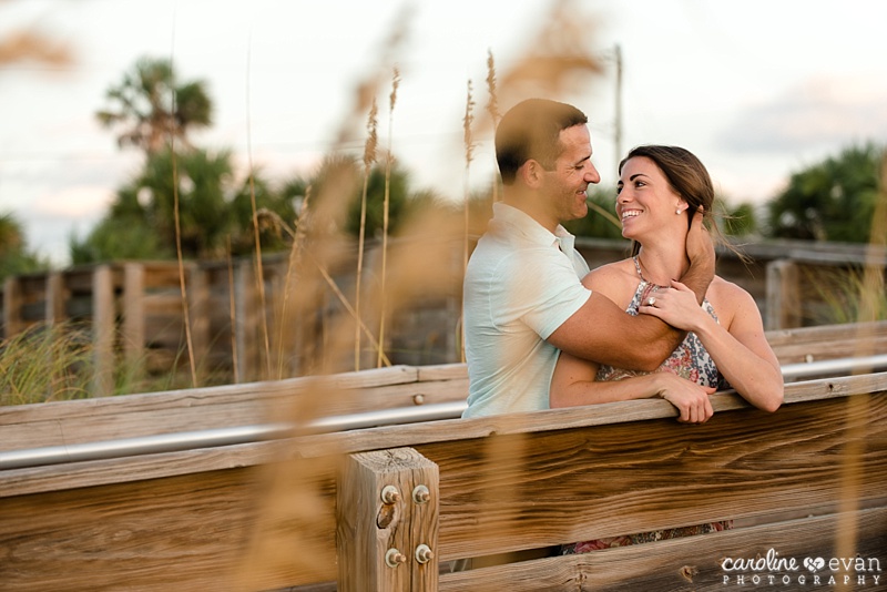 ft-desoto-beach-engagement-session-with-dogs_0103